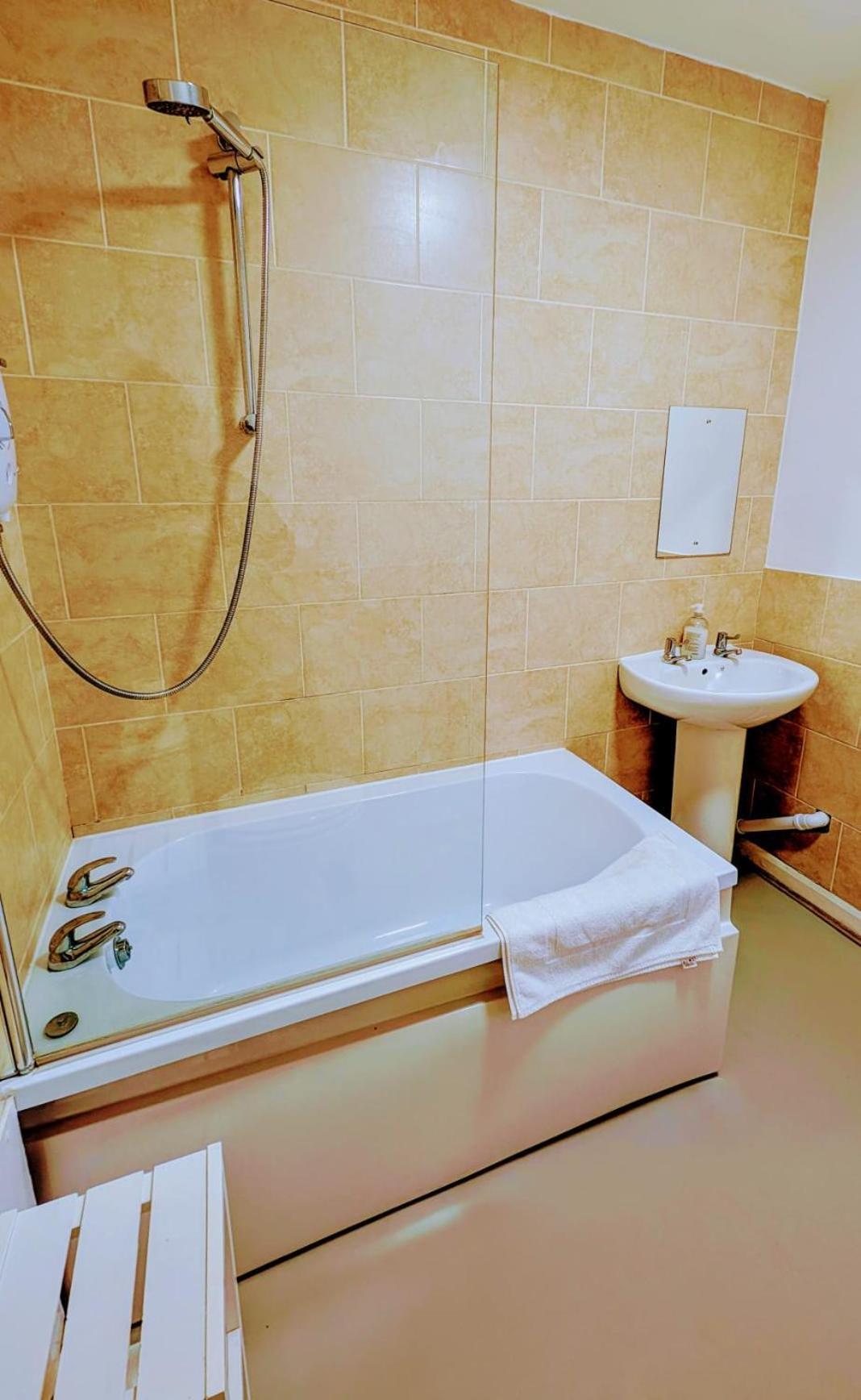 Aparthotel Hathern Kültér fotó